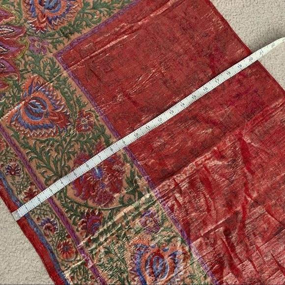 Vintage Oscar de la Renta Metallic Deep Red Gold Floral Square Scarf - Picture 15 of 15